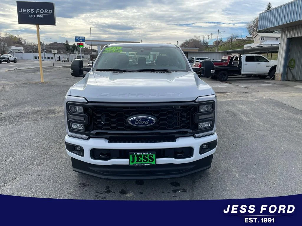 2026 Ford F-350 Super Duty XL - Photo 9