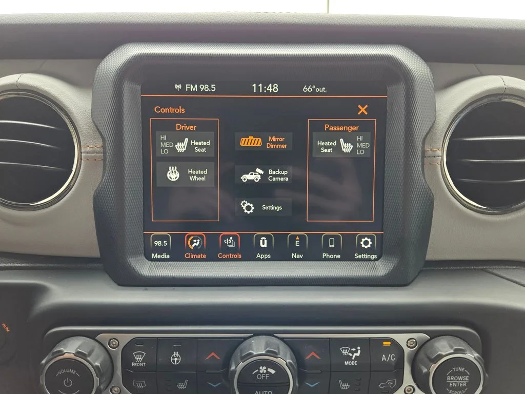 Certified Used 2023 Gray Jeep Altitude image 24