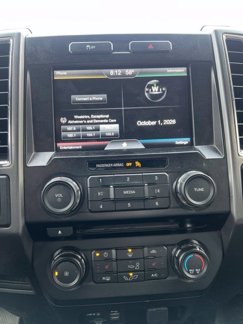 Used 2015 Blue Ford XLT image 7