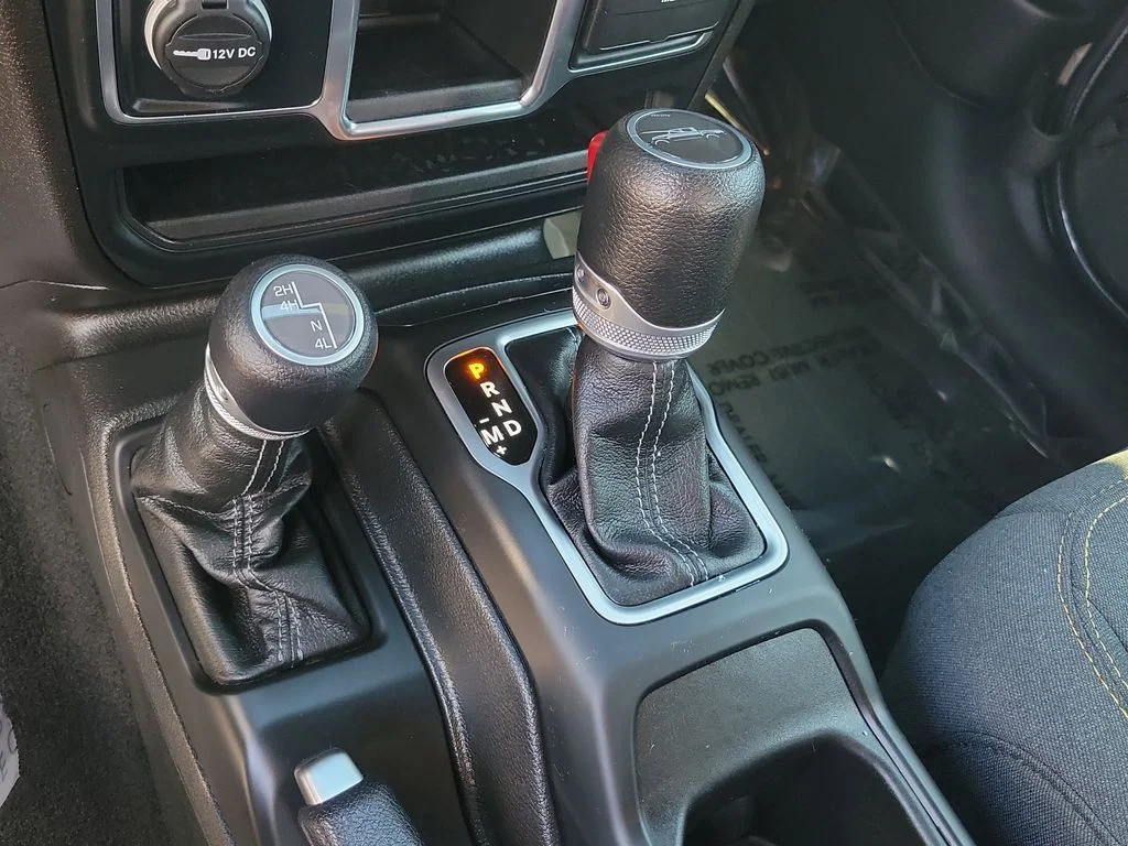 2024 Jeep Gladiator Sport - Photo 30