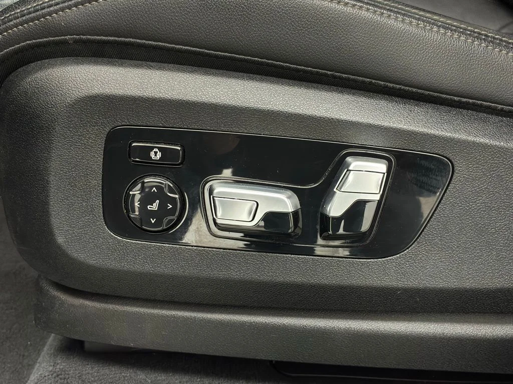 2019 BMW X7 50i - Photo 21