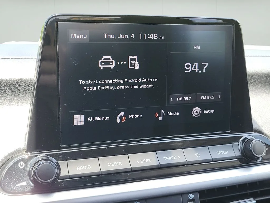 2024 Kia Forte LXS - Photo 17
