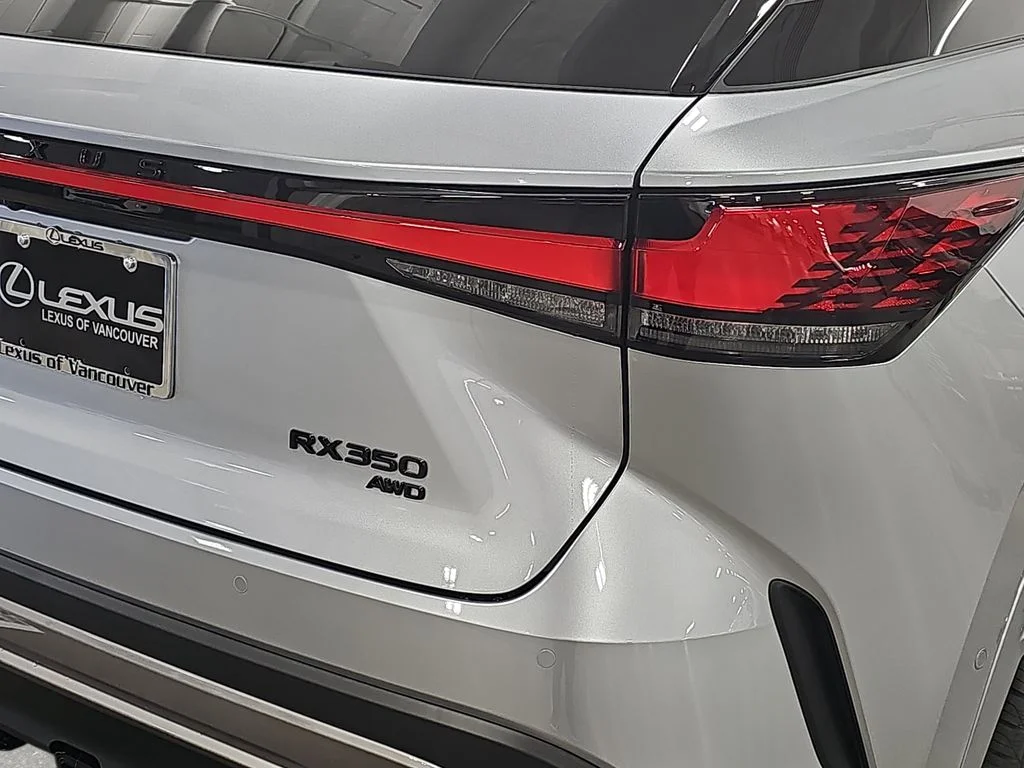 New 2026 Iridium Lexus PREMIUM PLUS image 32