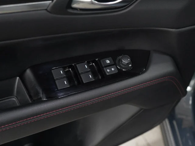Used 2022 Polymetal Gray Mazda 2.5 S Carbon Edition image 19