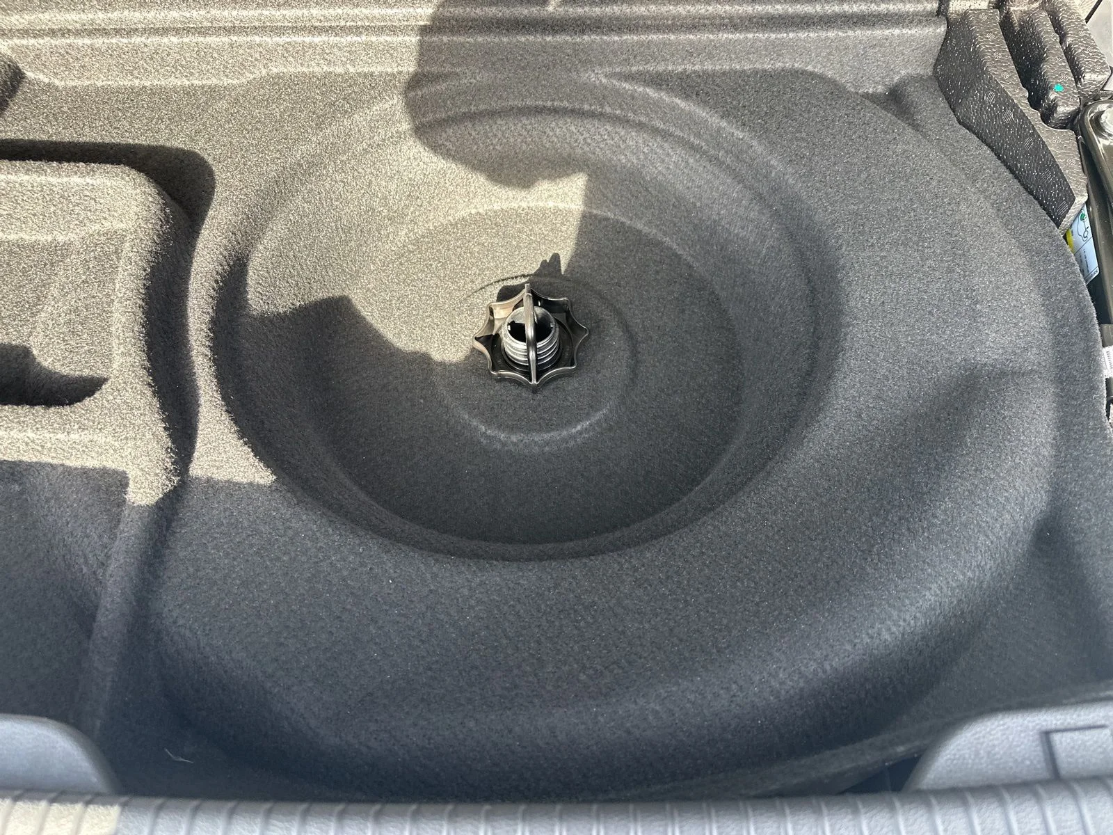 New 2026 Gray Volkswagen 2.0T SEL image 31