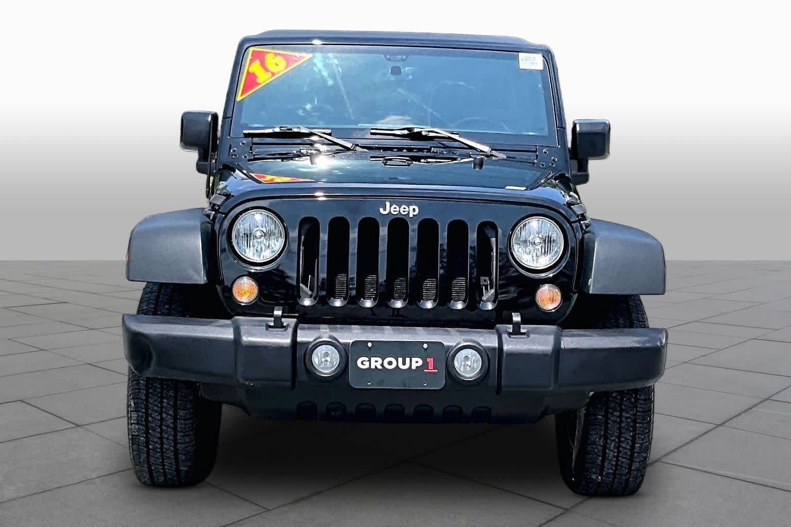 Used 2016 Black Clearcoat Jeep Sport image 4