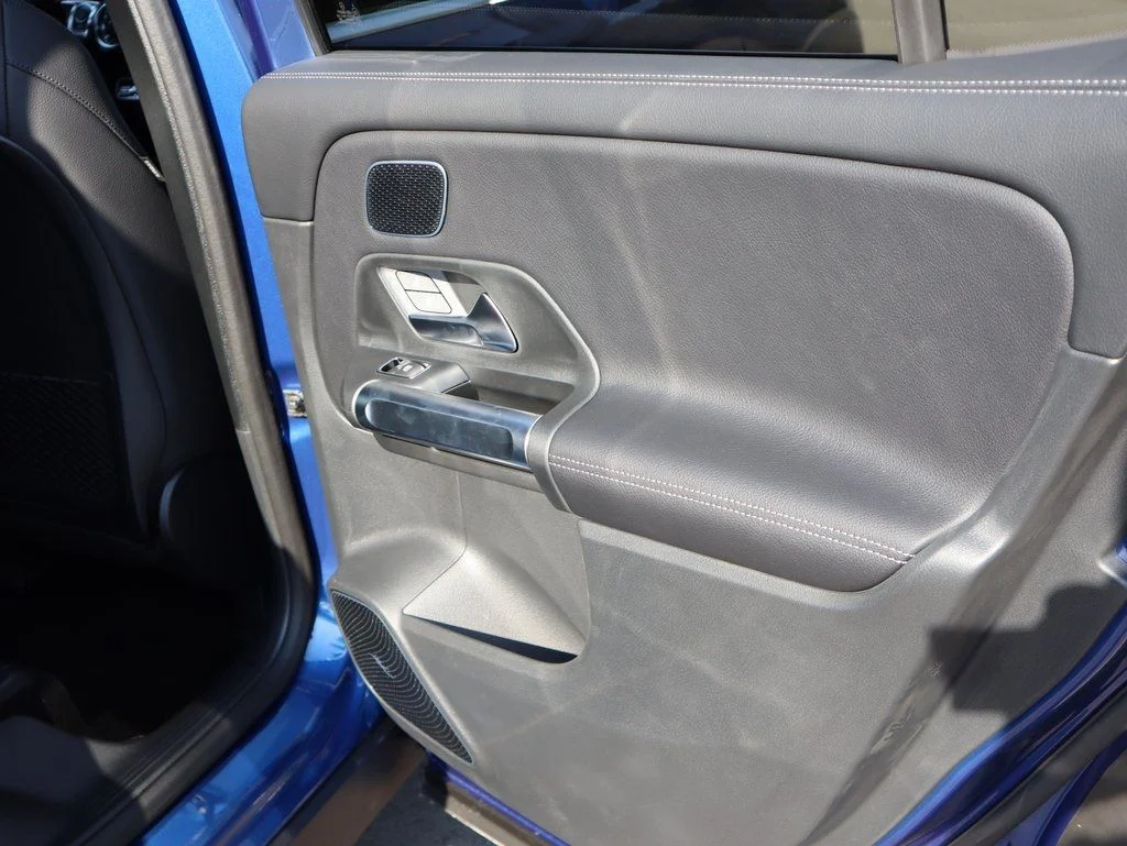 Used 2026 Starling Blue Metallic Mercedes-Benz GLB 250 image 17