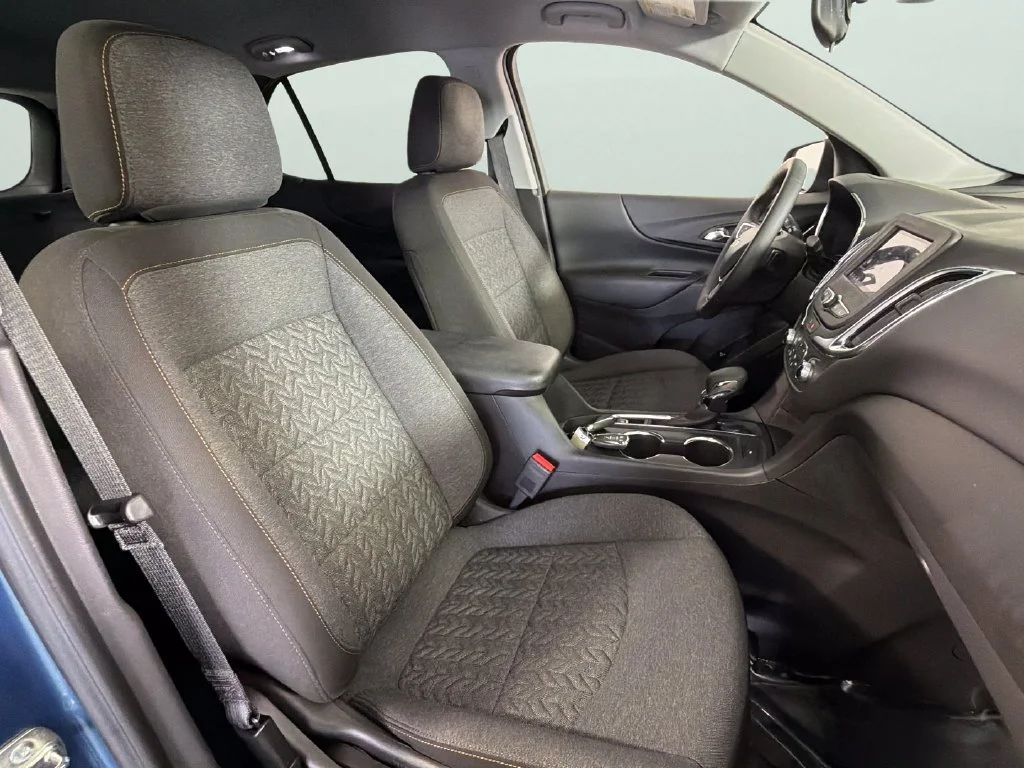 2024 Chevrolet Equinox LT - Photo 32