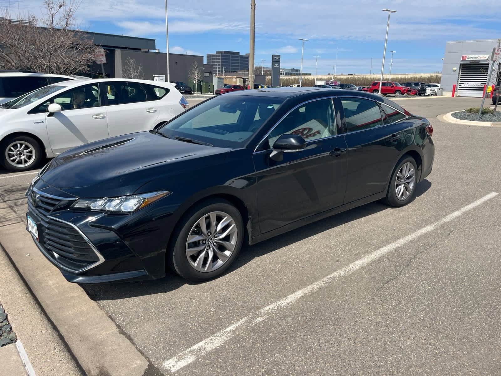 Used 2019 Midnight Black Metallic Toyota XLE image 2