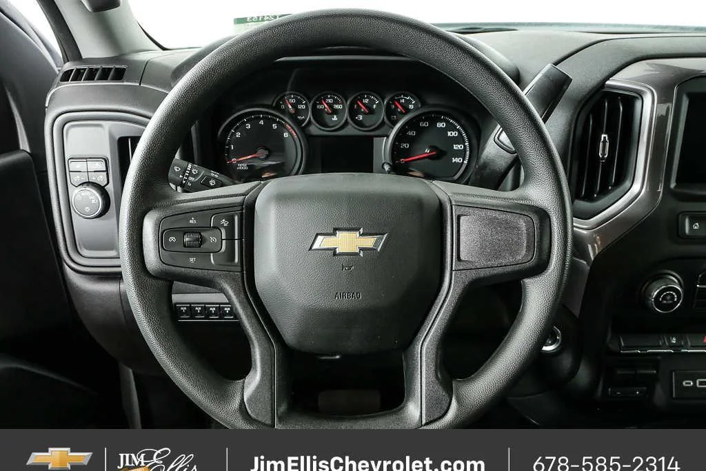 New 2025 Summit White Chevrolet WT image 9