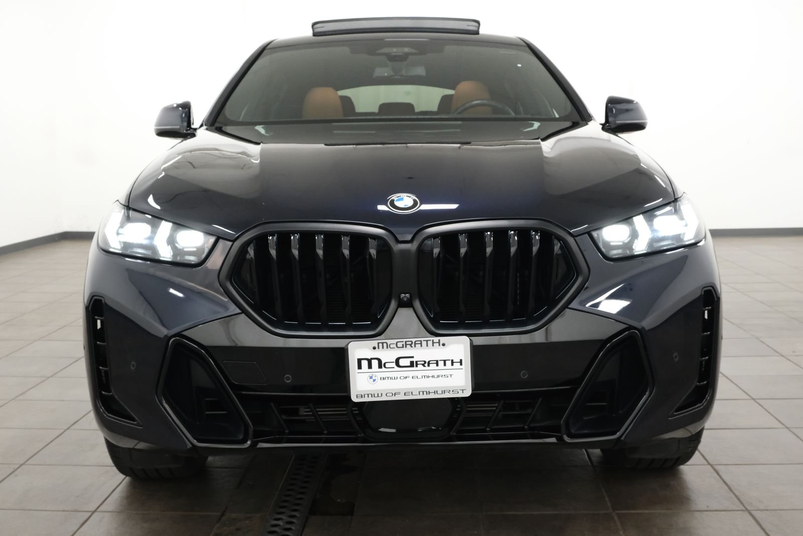 Certified Used 2024 Carbon Black Metallic BMW xDrive40i image 7