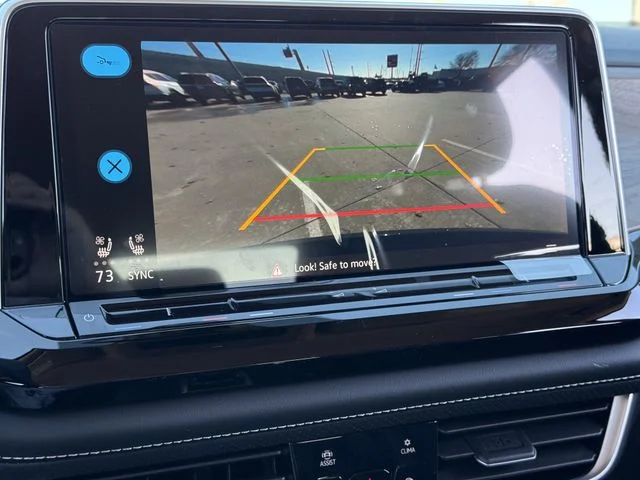 New 2026 Silver Volkswagen 2.0T SE w/Technology image 14