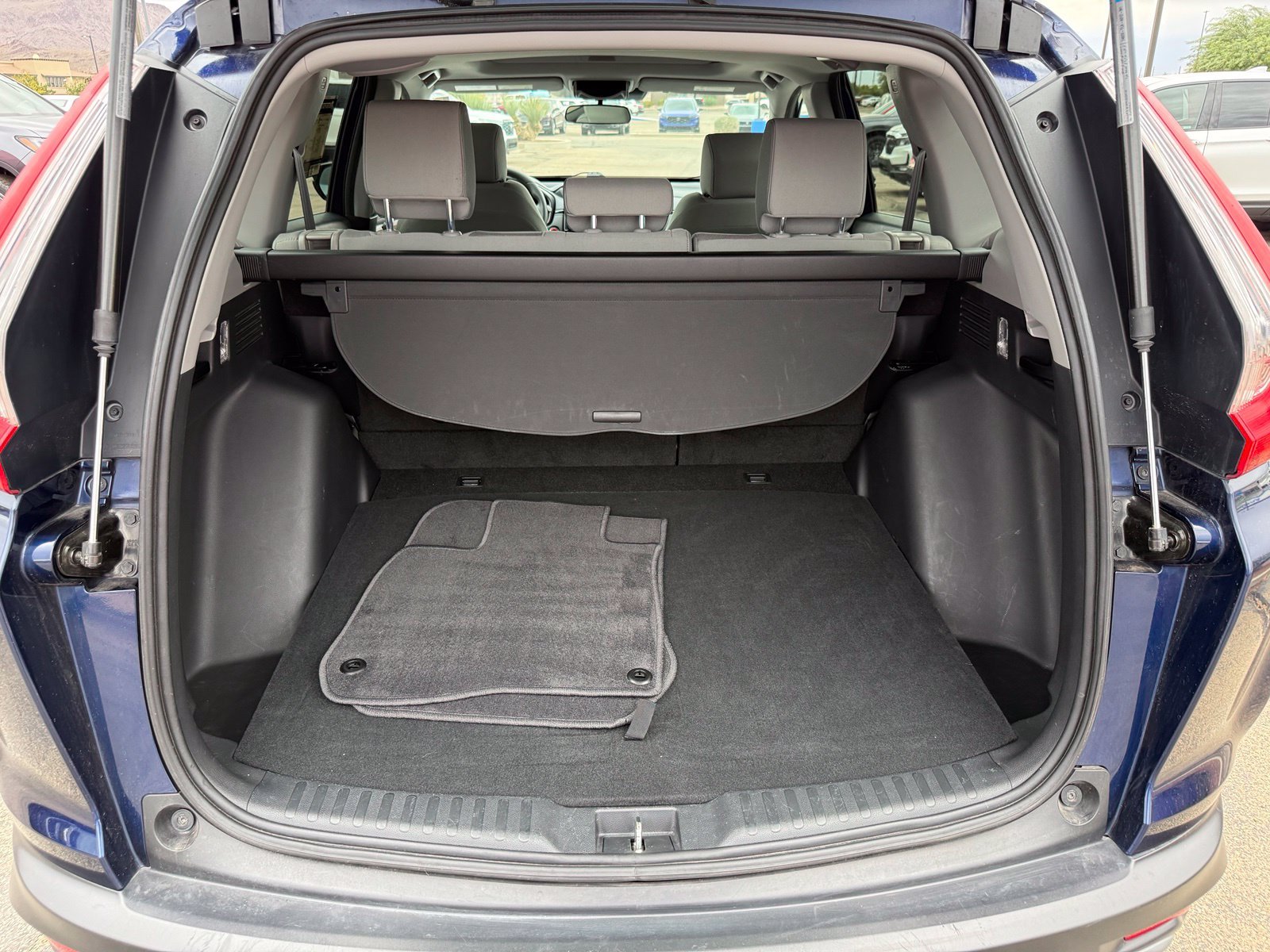 Used 2018 Obsidian Blue Pearl Honda EX image 39