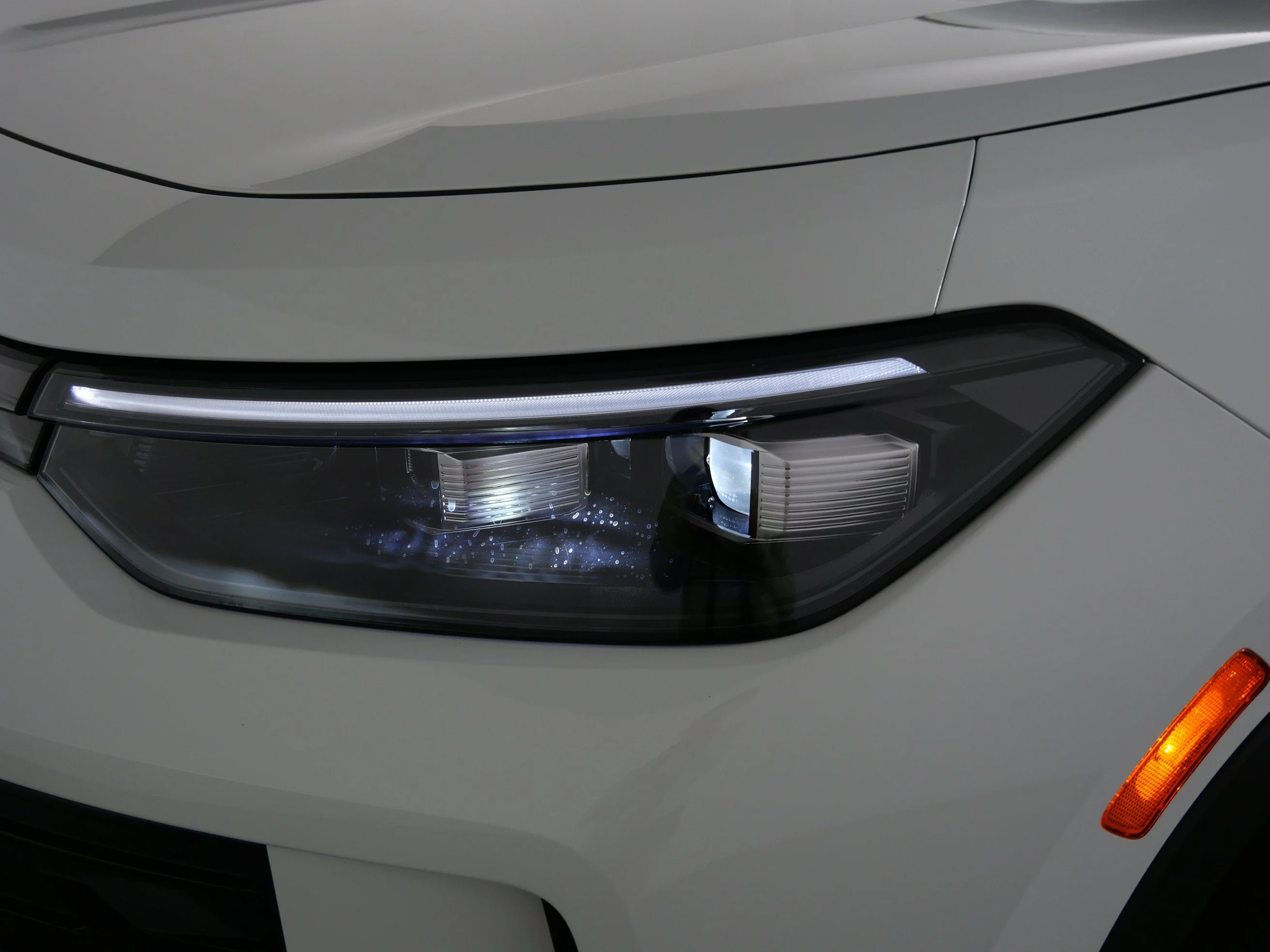 New 2026 Pure White Volkswagen SE image 16
