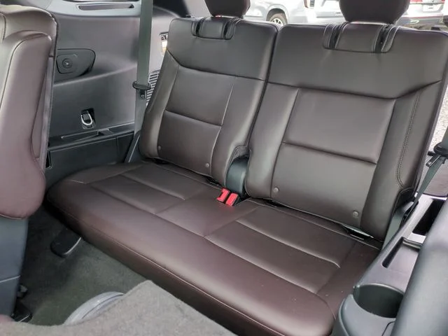 Used 2025 Gray Ford Platinum image 24