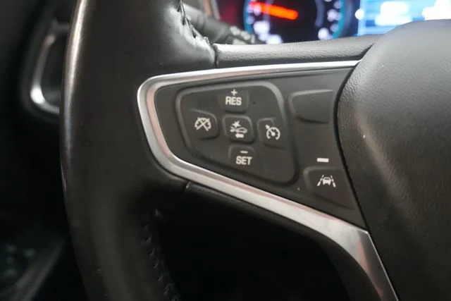 Used 2022 Blue Glow Metallic Chevrolet LT image 14