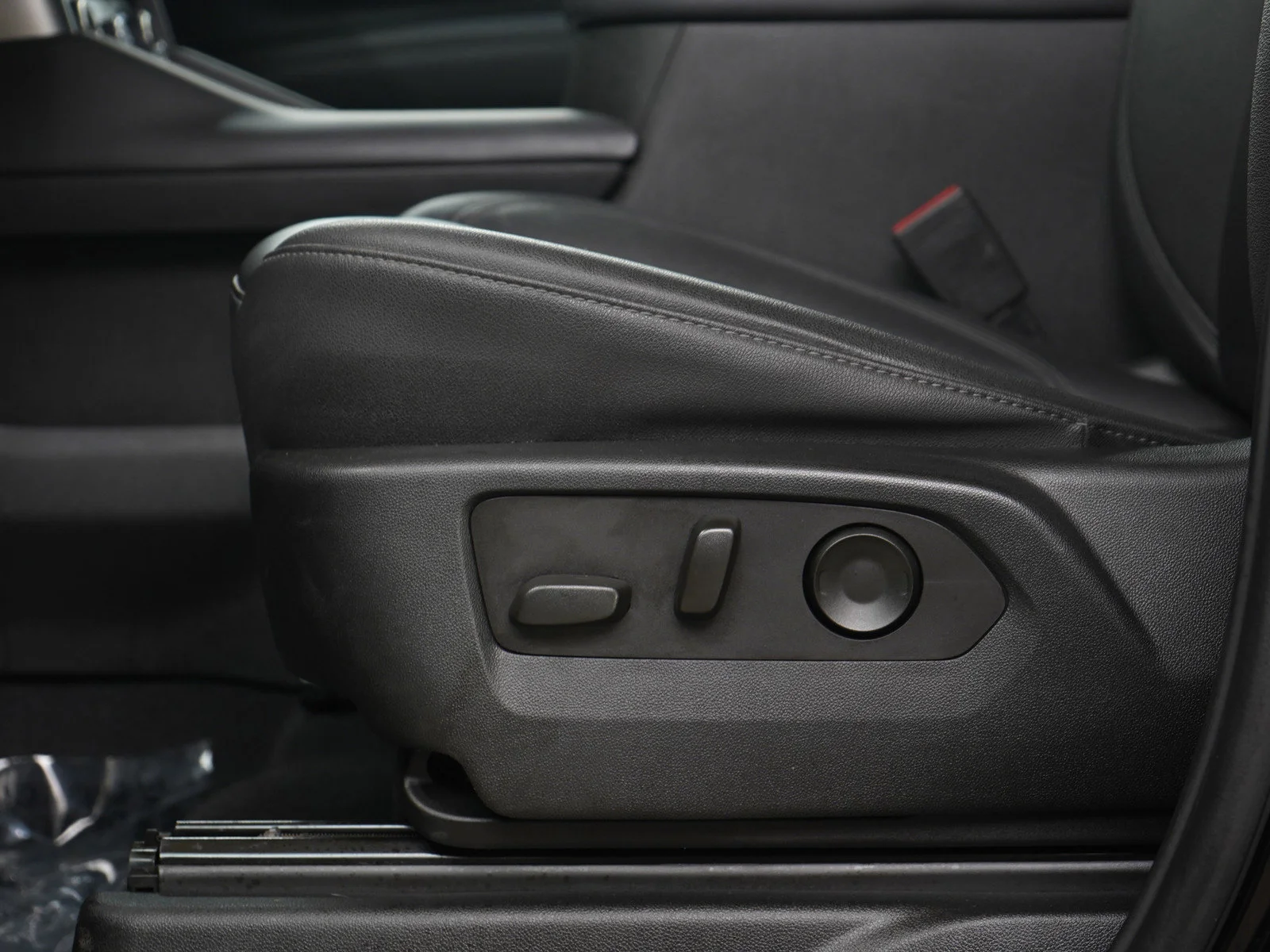 2023 Chevrolet Tahoe LT - Photo 22