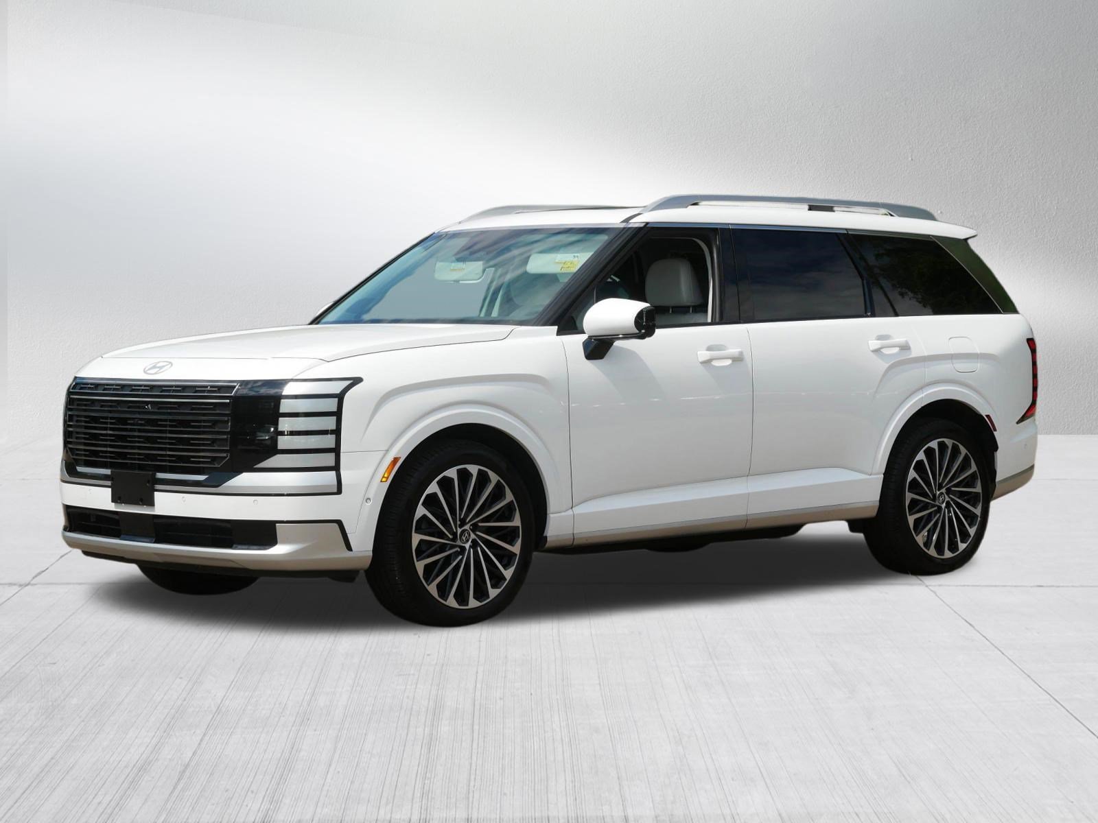 Used 2026 Creamy White Pearl Hyundai Calligraphy image 3
