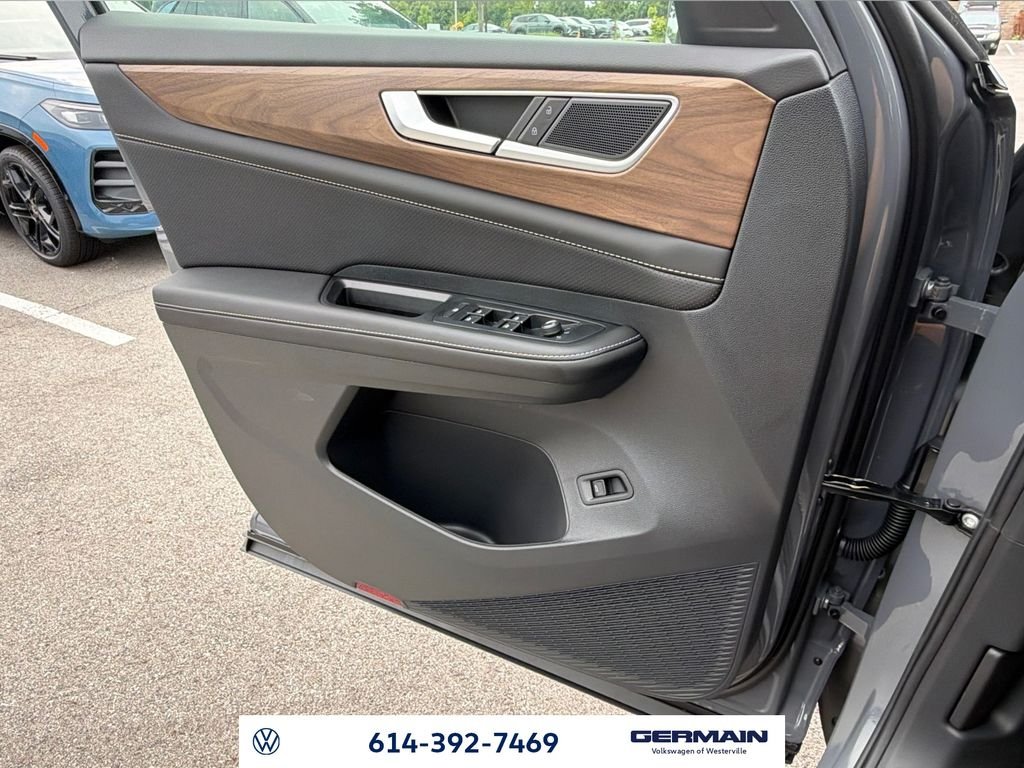 New 2026 Pure Gray Volkswagen 2.0T SE w/Technology image 20