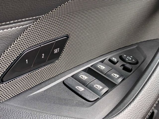 Used 2024 Black BMW M50 image 31