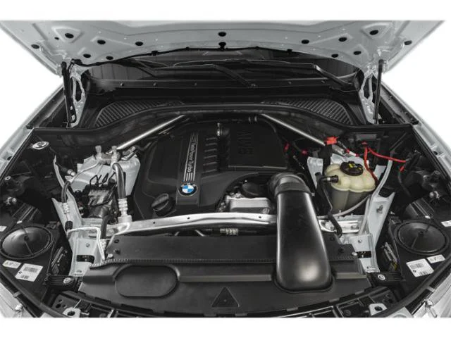 Used 2019 Glacier Silver Metallic BMW sDrive35i image 16