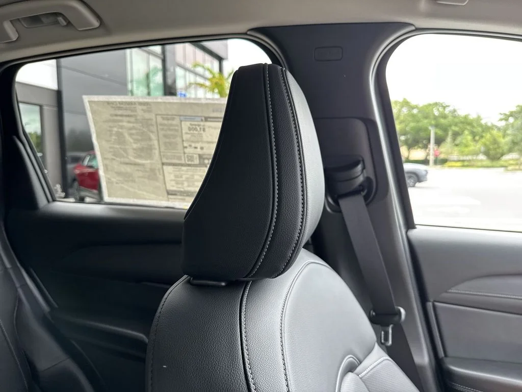 New 2026 Rhodium White Metallic Mazda 2.5 S Premium Plus AWD image 20