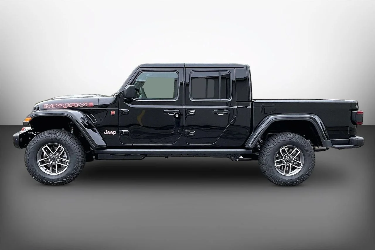 New 2026 Black Clearcoat Jeep Mojave X image 5