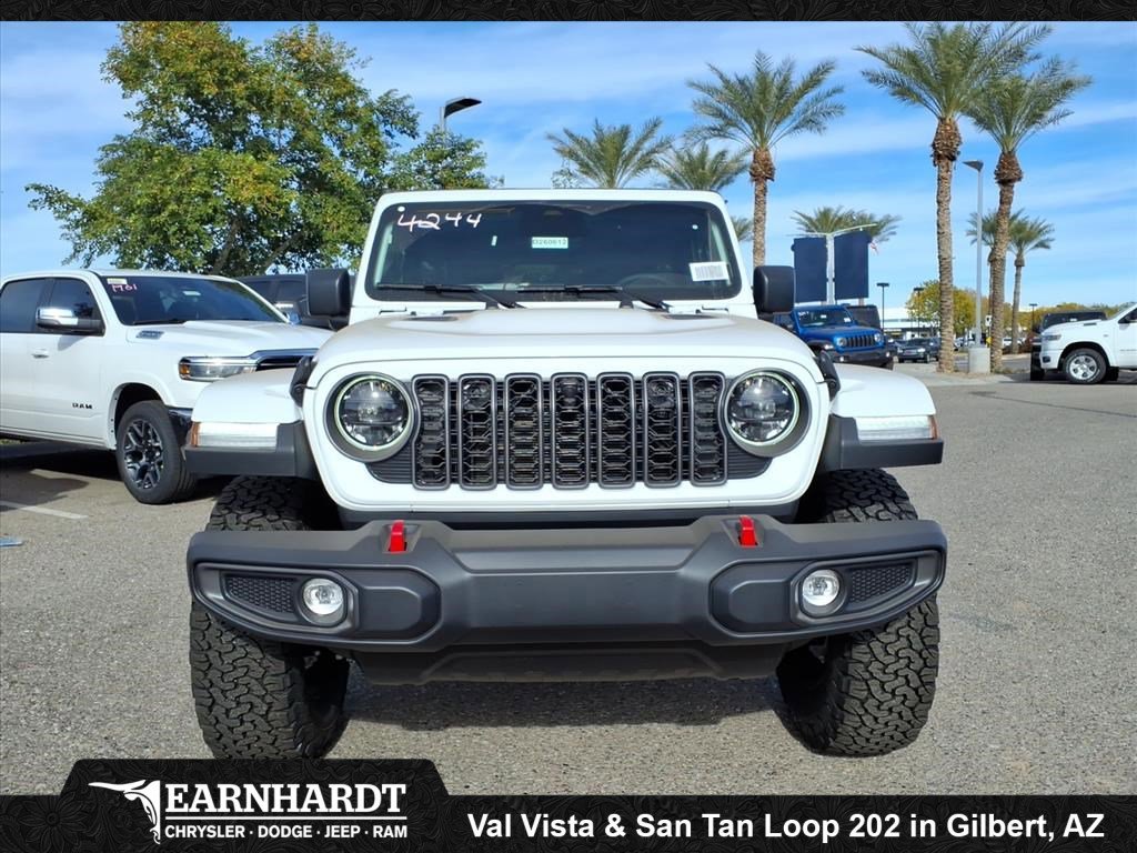 New 2026 Bright White Clear-Coat Exterior Paint Jeep Rubicon image 2