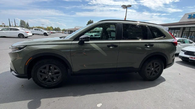 New 2027 Ash Green Metallic Honda TrailSport Hybrid AWD image 7