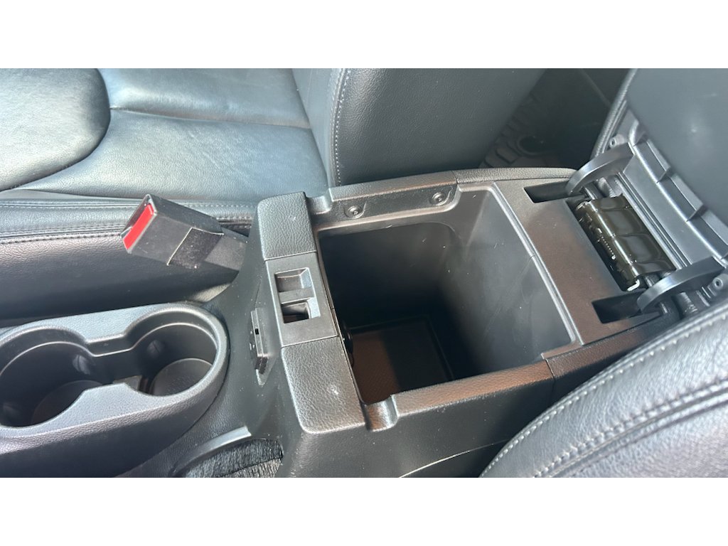 Used 2017 Silver Jeep Unlimited Sahara image 24