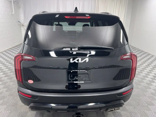 Used 2022 Black Kia SX image 7