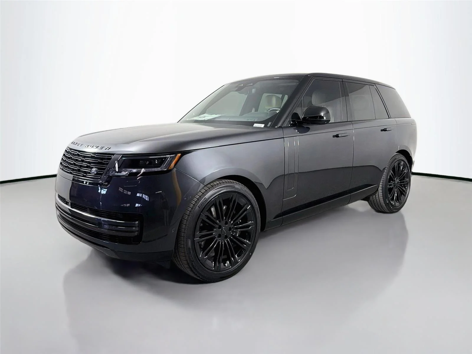 2026 Land Rover Range Rover 4.4 SE SWB's photo
