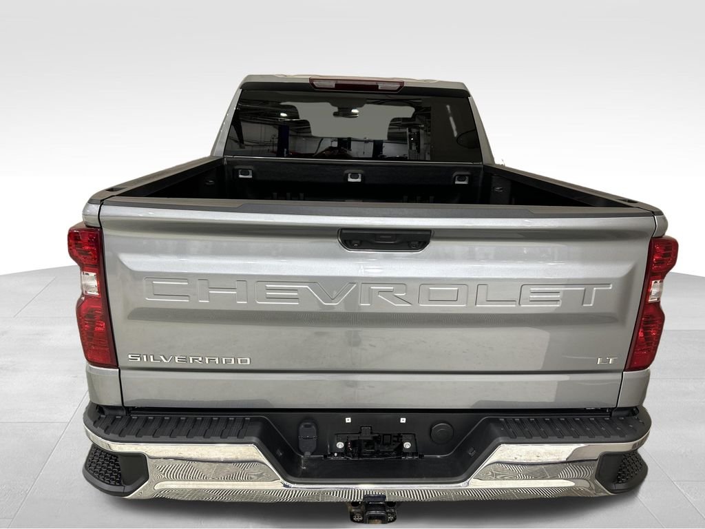 Used 2024 Gray Chevrolet LT image 4