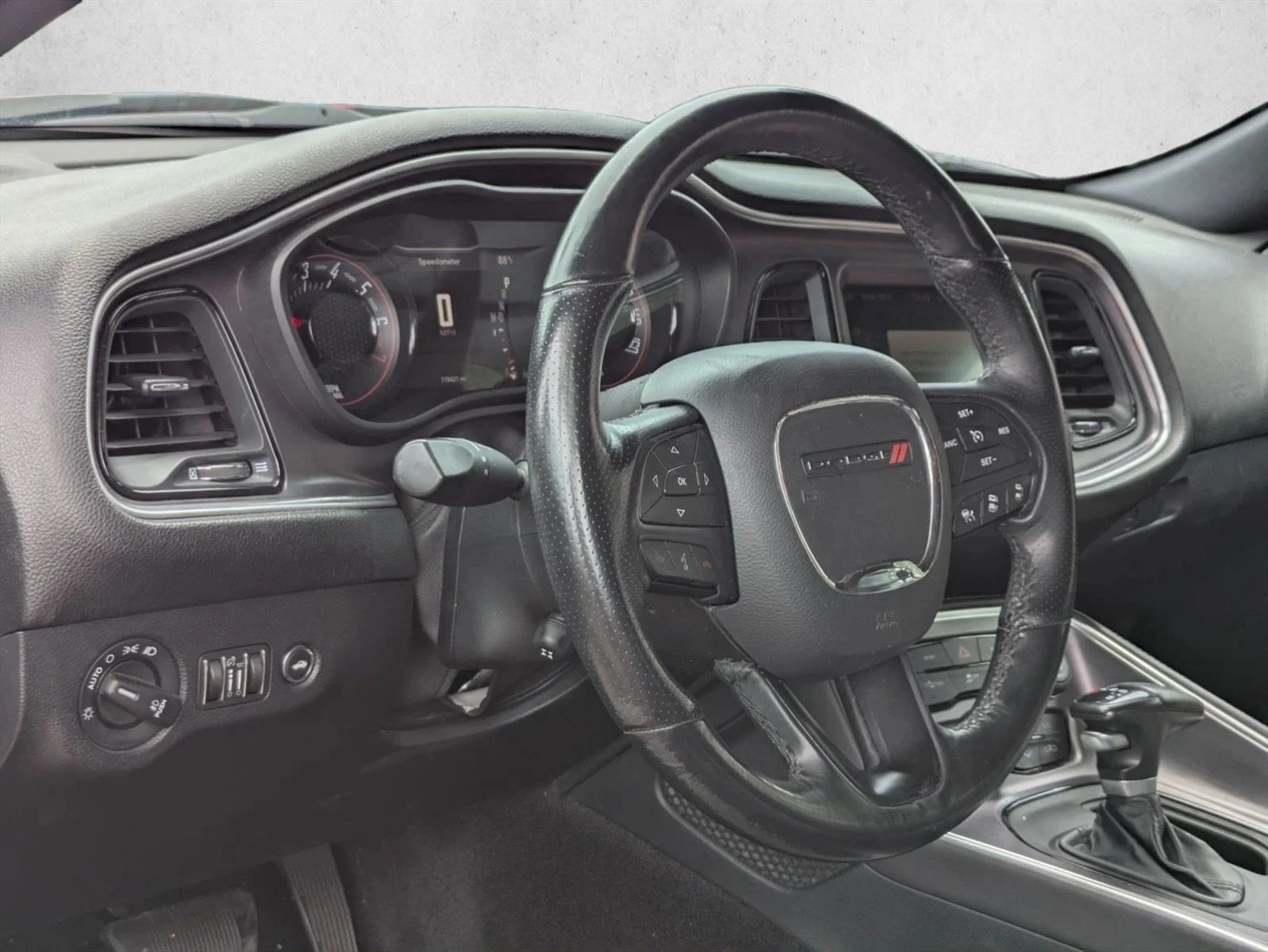 Used 2016 Torred Clearcoat Dodge SXT Plus image 2