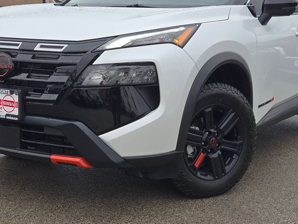 Certified Used 2025 White Nissan Rock Creek image 3