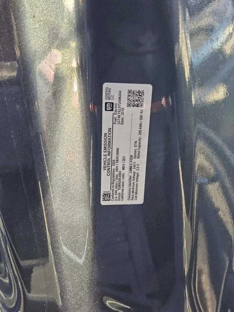 Used 2026 Deep Ocean Metallic GMC Denali Max Range image 5