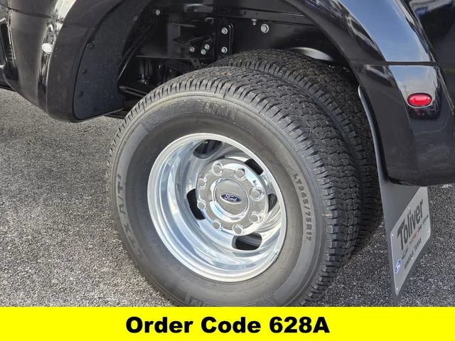New 2026 Agate Black Metallic Ford F-350® Lariat® image 7