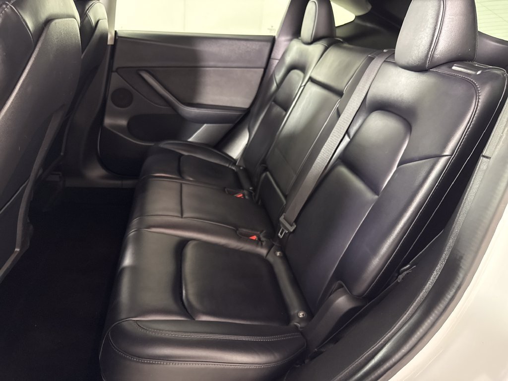 2022 Tesla Model Y Long Range - Photo 12