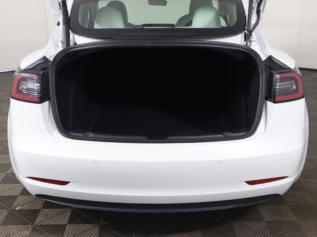Used 2022 White Tesla Long Range image 20