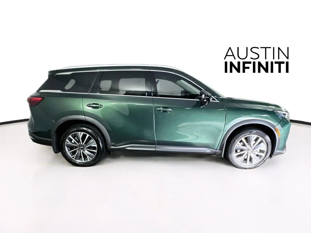 Certified Used 2027 Green INFINITI LUXE image 11