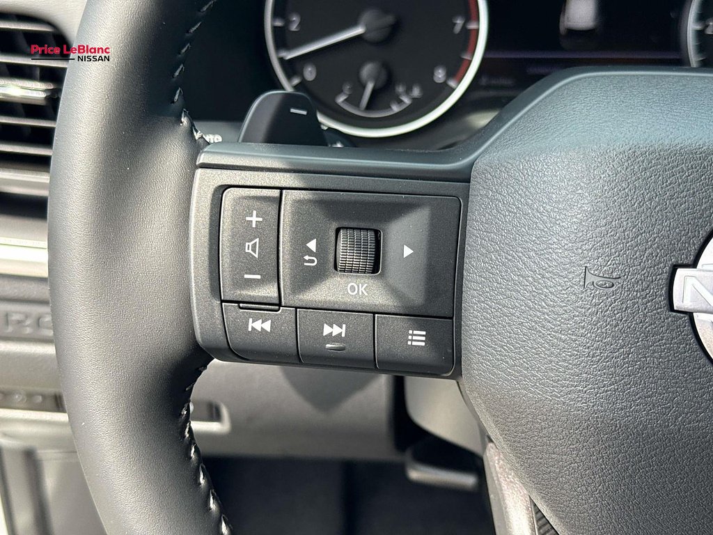 New 2027 Everest White Pearl Tricoat Nissan SV image 13