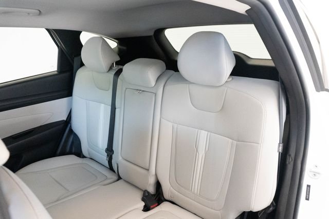 Used 2026 White Hyundai SEL image 6