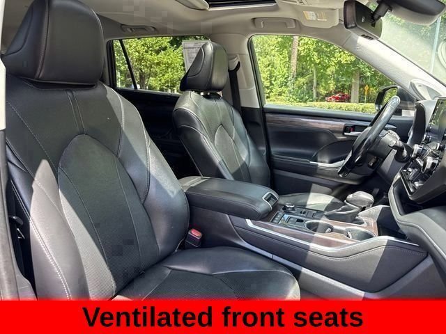 Used 2020 Black Toyota Limited image 83