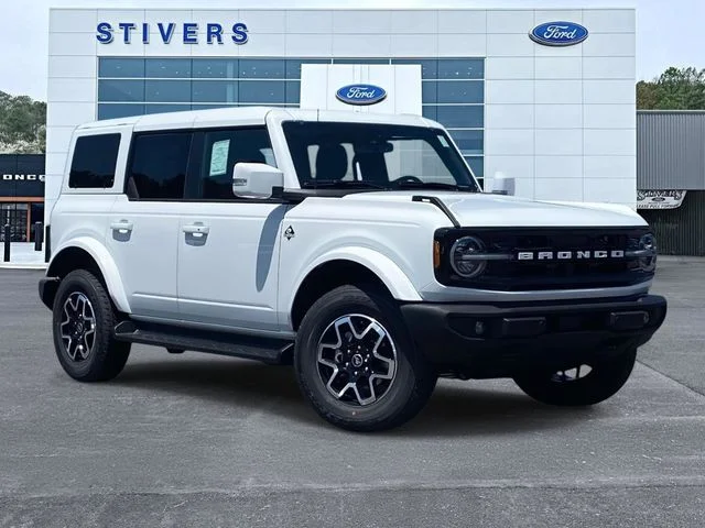 2026 Ford Bronco Outer Banks®