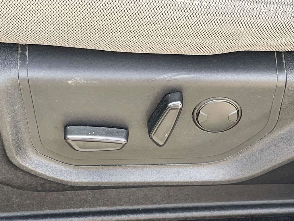 Certified Used 2019  Ford XLT image 14