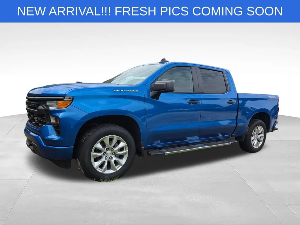 Used 2024 Glacier Blue Metallic Chevrolet Custom image 2