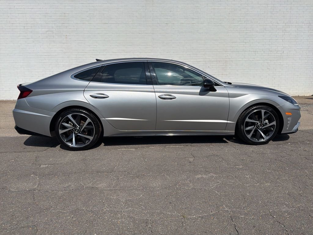 2022 Hyundai Sonata SEL Plus's photo