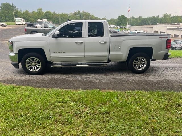Used 2016 Summit White Chevrolet LT image 8
