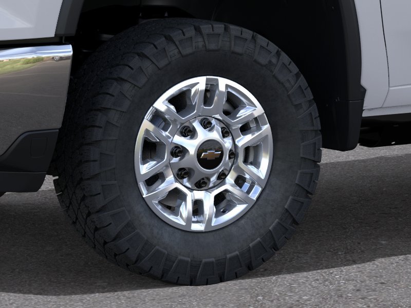 New 2026 Summit White Chevrolet WT image 9