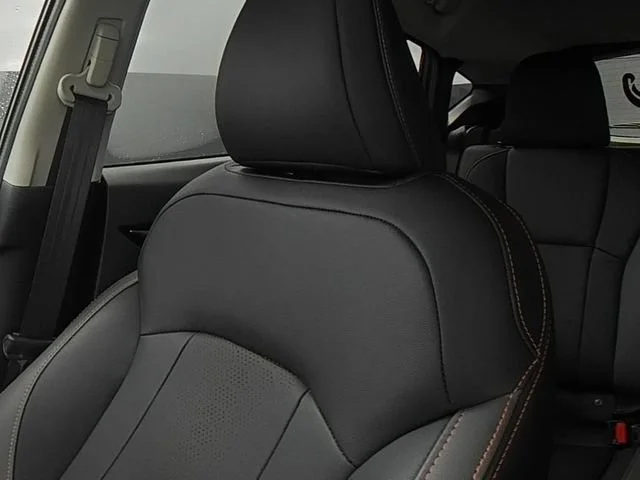 Used 2025 Gray Subaru Limited image 39